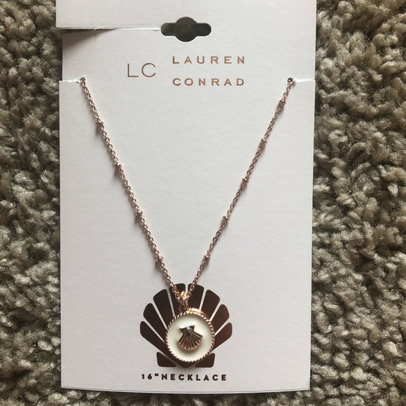 LC Lauren Conrad Jewelry - LC Lauren Conrad 16 inch shell necklace LC Lauren Conrad Jewelry - LC Lauren Conrad 16 inch shell necklace